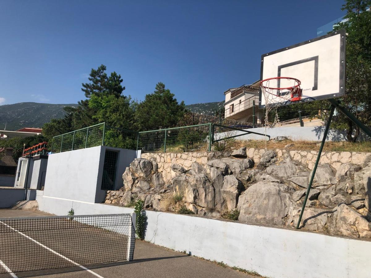 Resort Haus Toma Cesarica Exterior photo